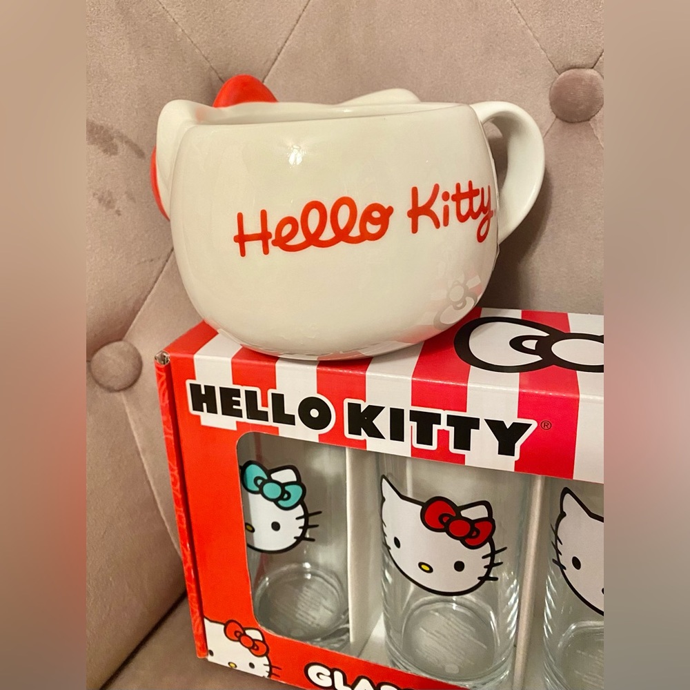 Hello Kitty - Picture 10 of 10